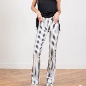 Avenue Montaigne Bellini Hampton Striped Flare Pants 4 Navy White Made In NY